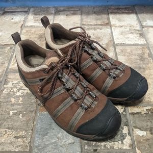 Chaco Women's 9 Canyonland Low Event Bronson Hiking Shoes